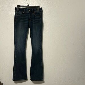American Eagle size 2 Low Rise Boot Cut super Stretch Jeans